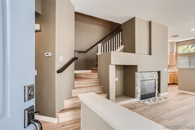 Foto del edificio - 11898 Cypress Canyon Rd