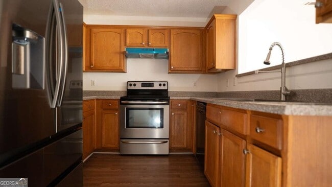 Foto del edificio - 605 Chase Ln