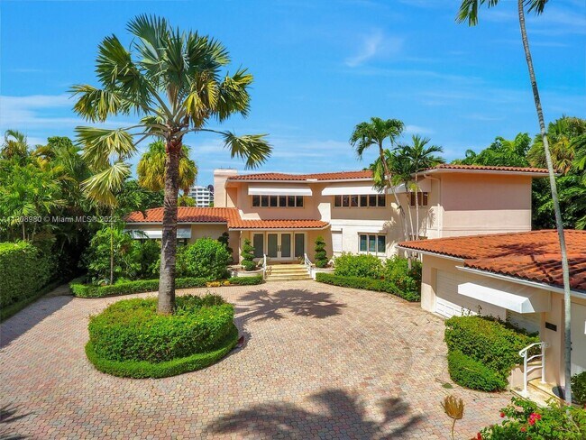 Foto del edificio - 122 Bal Bay Dr