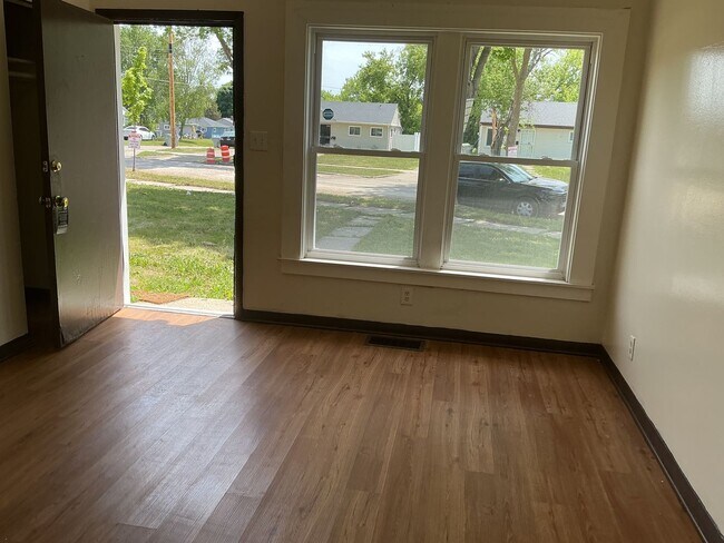 Foto del edificio - 2 Bedroom Single Family Home