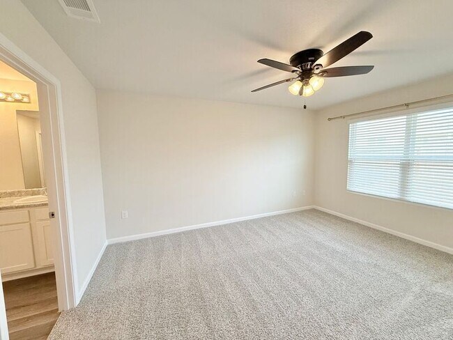 Foto del edificio - 4410 Tiger Oak Ct