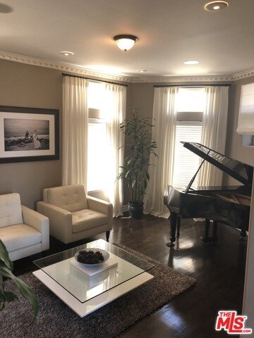 Building Photo - 2377 Mt Olympus Dr
