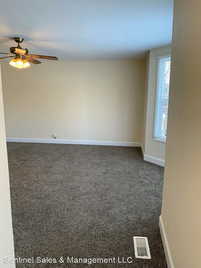 Building Photo - 2 br, 2 bath House - 804 E. Belmont Ave.