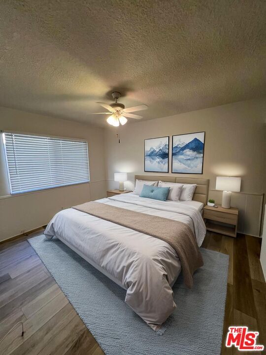 Foto del edificio - 432 S Sherbourne Dr