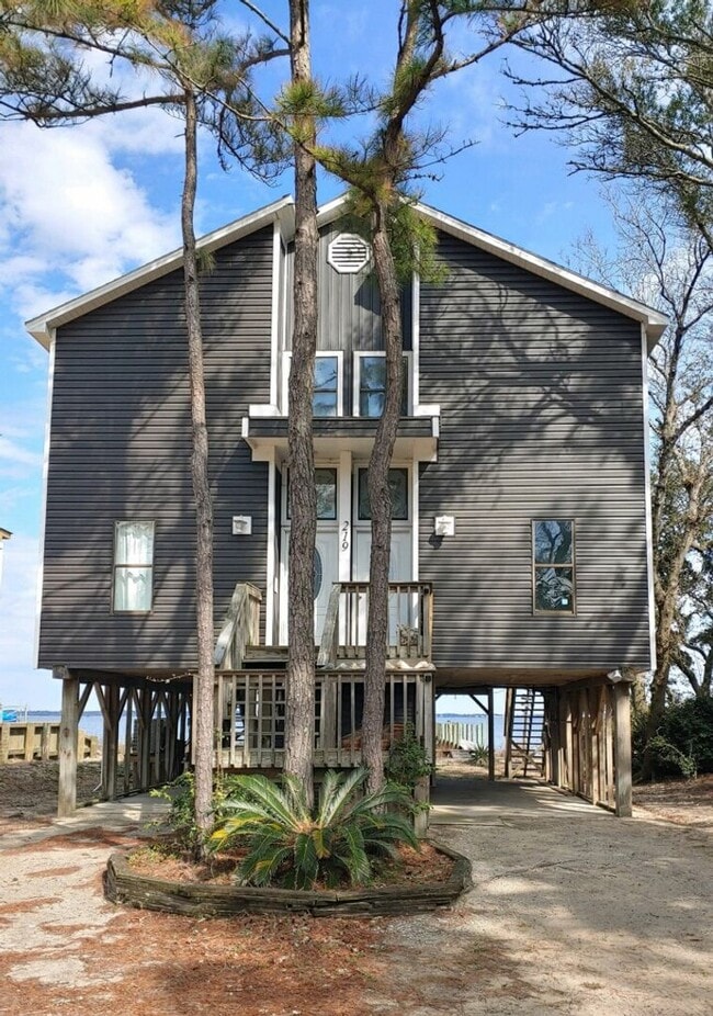 Building Photo - 219 Kitty Hawk Bay Dr