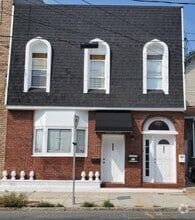 Building Photo - 665 Summit Ave