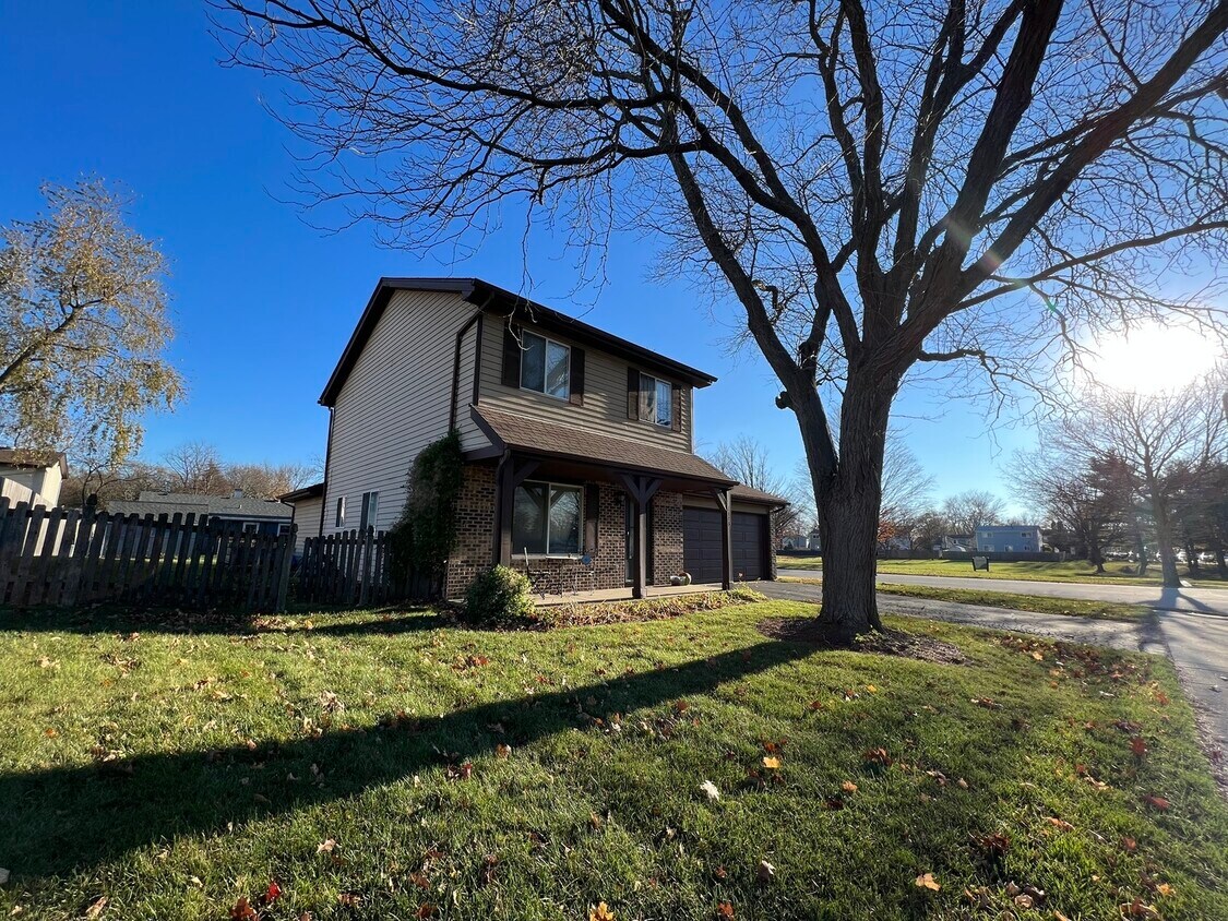 1123 Willow Ct, Aurora, IL 60504 House Rental in Aurora, IL