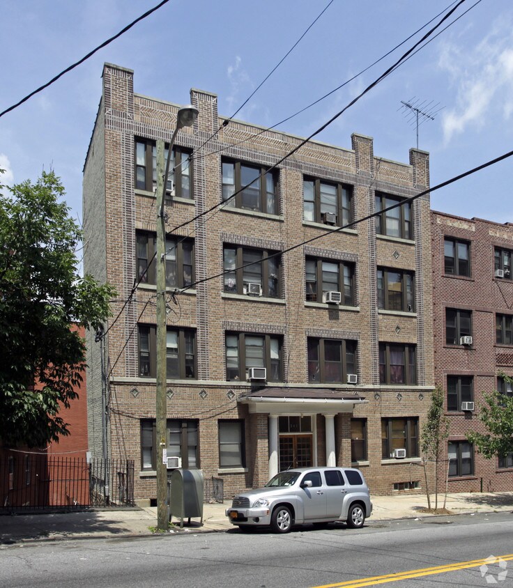 245 McLean Ave, Yonkers, NY 10705 Apartments in Yonkers, NY