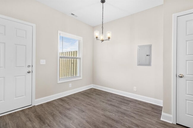 Foto del edificio - 203 Copeland Rd