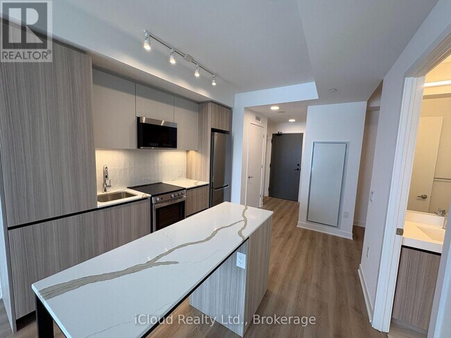 Photo du bâtiment - 20 All Nations Dr