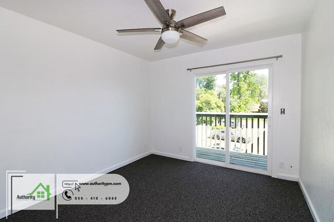 Foto del edificio - 2230 Howard St