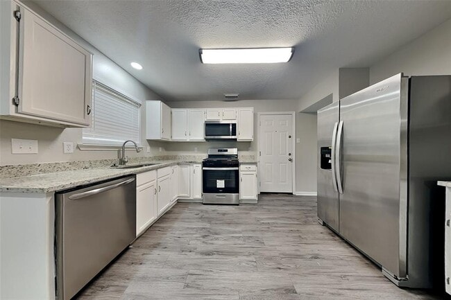 Building Photo - 24023 Ayscough Ln