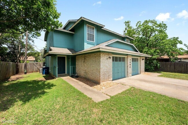 Foto del edificio - 2 br, 1.5 bath Duplex - 7602 Woodstone Cove A
