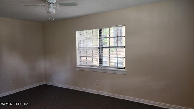 Building Photo - 2849 Herschel St