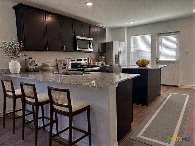 Foto del edificio - 936 Heartseed Ave