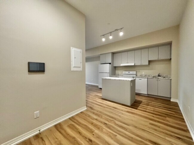 Building Photo - 50 Herrick Ave