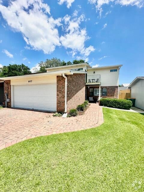 Building Photo - 937 Holbrook Cir
