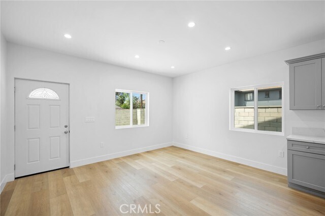 Foto del edificio - 6647 Fair Ave