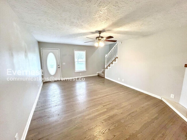 Foto del edificio - 405 Pleasant Run Rd