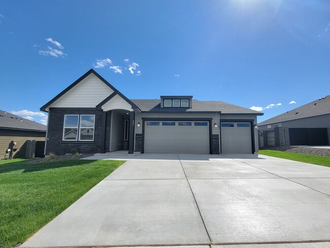 Building Photo - New Build Home in West Richland