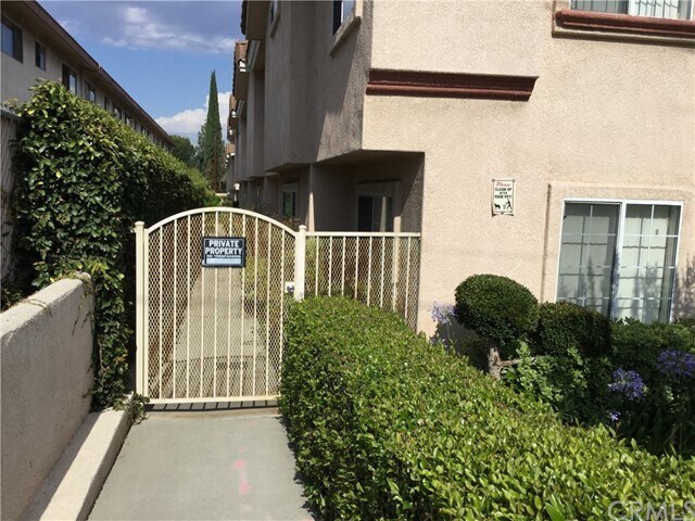 Foto del edificio - 828 N Citrus Dr