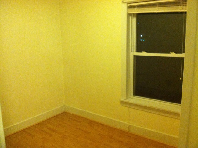 Foto del edificio - 5 Roosevelt Ave