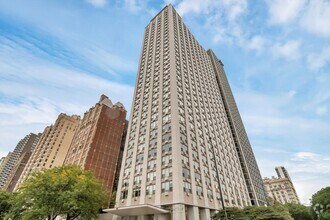Building Photo - 1550 N Lake Shore Dr