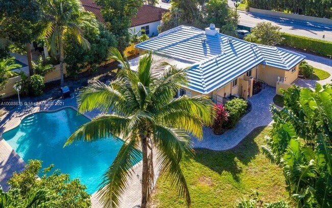 Foto del edificio - 1520 Seabreeze Blvd