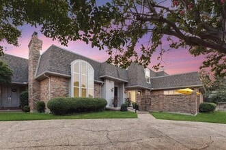 Building Photo - 10541 Berry Knoll Dr
