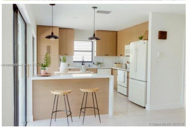 Foto del edificio - 9400 SW 103rd Ave