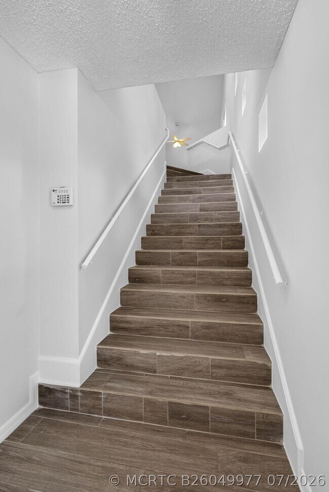 Foto del edificio - 12708 Shoreline Dr