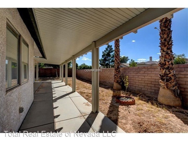 Building Photo - 7361 Girard Dr