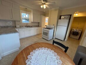 Building Photo - 23 Converse St