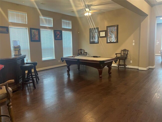Foto del edificio - 9526 Barlow Springs Ln