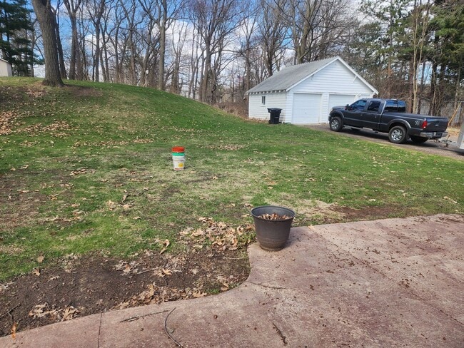 Building Photo - 230 Arlington Dr