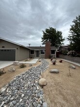 Building Photo - 750 Topaz Dr