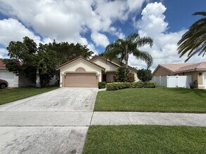 Building Photo - 8657 Rosalie Ct