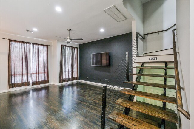 Foto del edificio - 5710 Winsome Ln