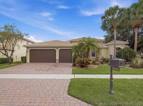 Building Photo - 9655 Campi Dr