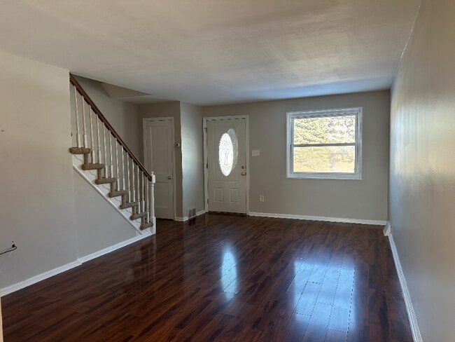 Foto del edificio - 1961 Carter Rd