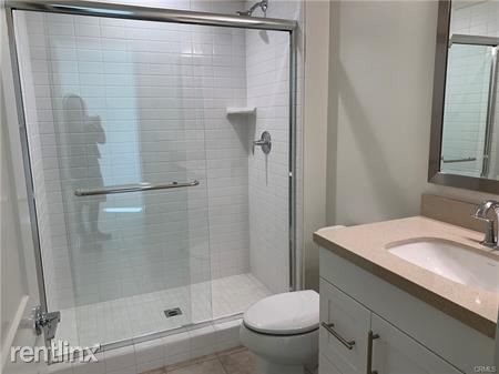 Building Photo - 4 br, 3 bath House - 1052 Portola Oaks Dr