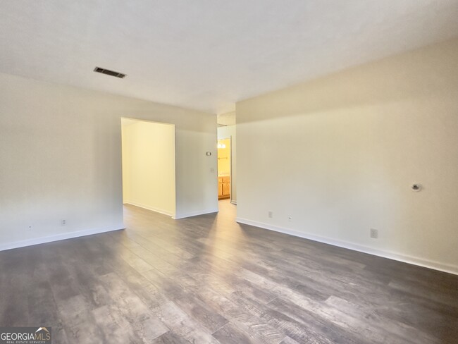 Foto del edificio - 86 N Avery Rd NW