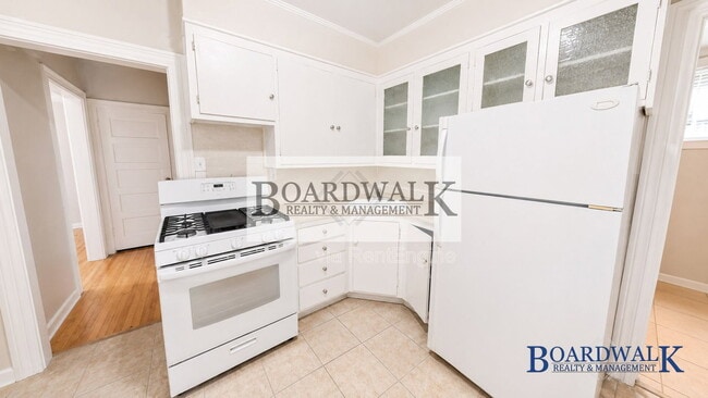 Building Photo - 1768 S 400 E