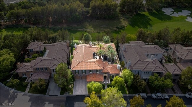 Building Photo - 12097 Oakland Hills Dr