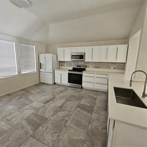 Building Photo - 1042 Warbler Ln
