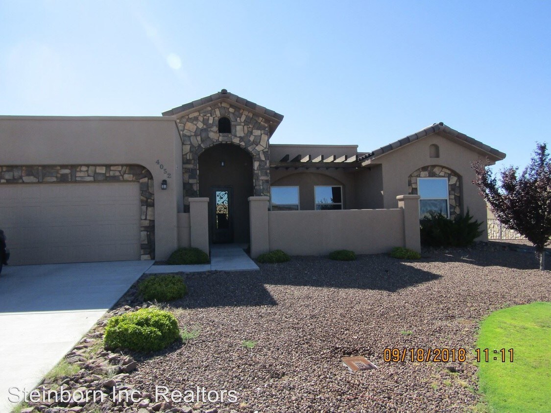 Foto principal - 3 br, 3 bath House - 4052 Demos Ave.