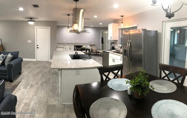 Foto del edificio - 360 Desoto Pkwy