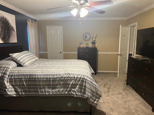 Foto del edificio - 11807 Cedarcliff Dr