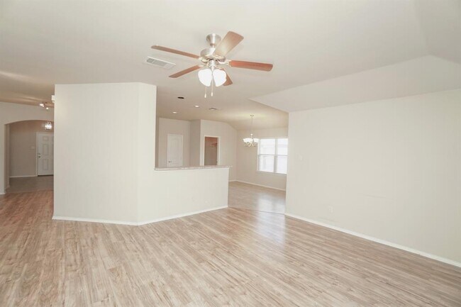 Building Photo - 505 Fisherman Trail