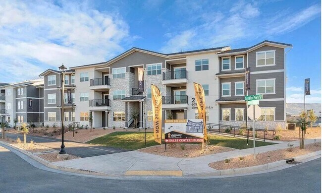 Foto del edificio - 6051 S Silver Birch Ln